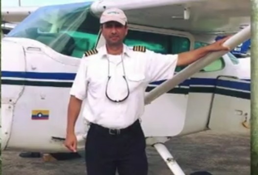 Piloto Hernando Múrcia Morales não sobreviveu a queda do avião na floresta amazônica 