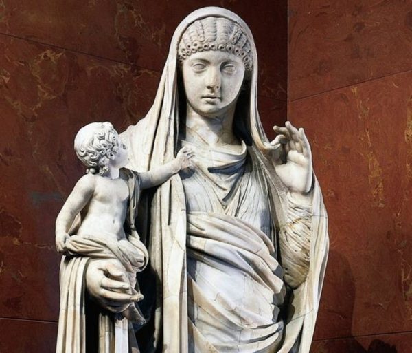 Estátua de mármore de Messalina segurando Britânico, século I dC